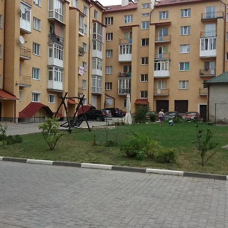 3-К Квартира Apartment Ivano-Frankivs'k Exterior photo